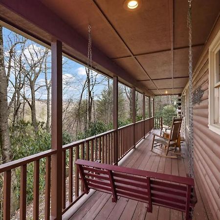 Log Cabin On Peaceful River 블로잉 롹 외부 사진